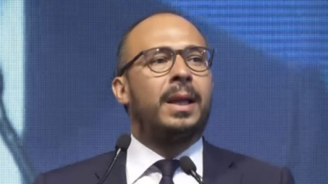 Ultime notizie scuola, domenica 24 aprile: Faraone