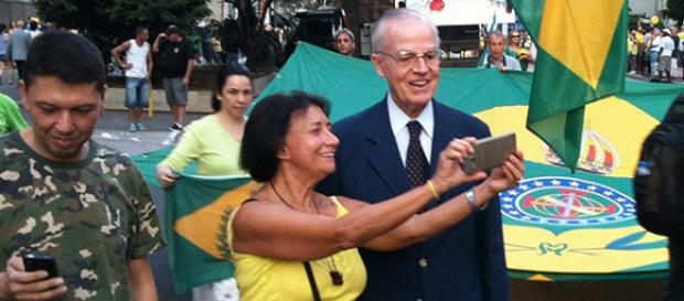 Família de D. Pedro sonha em governar o Brasil novamente Família de D. Pedro sonha em governar o Brasil novamente