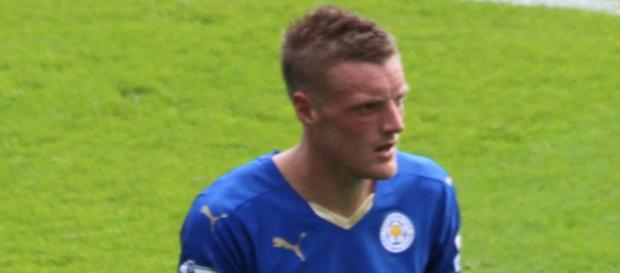 Jamie Vardy steht bereits bei 30 Scorerpunkten aus 34 Spielen und hat die historische Chance auf die Meisterschaft. Jamie Vardy steht bereits bei 30 Scorerpunkten aus 34 Spielen und hat die historische Chance auf die Meisterschaft.