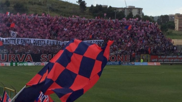 La Curva Sud "Giorgio Manzulli" - Crotone.