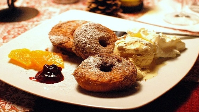 Ricetta frittelle di mele, un dolce genuino