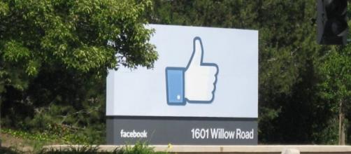 Più di 1 milione di persone utilizza Facebook in forma anonima attreverso il “deep web”