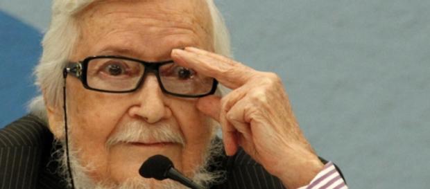 Fernando del Paso es escritor pero también artista plástico Fernando del Paso es escritor pero también artista plástico