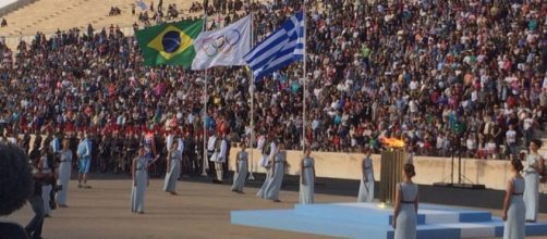 A cien días de los JJOO de Rio, la llama olímpica pasó a manos de Brasil