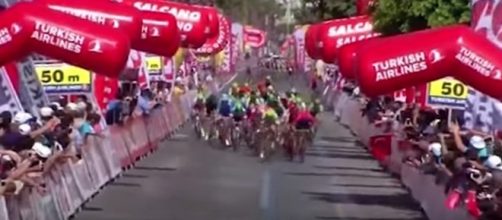 La volata della quarta tappa del Giro di Turchia