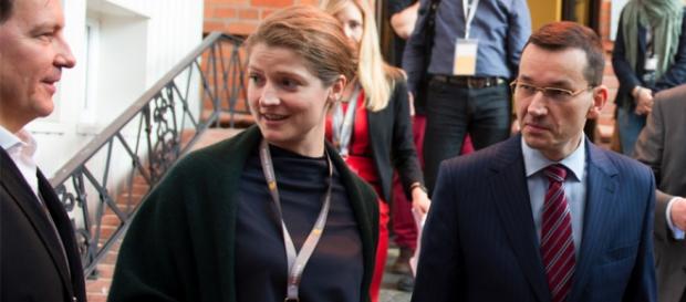Czy Morawiecki wybrał juz rzeczniczkę swojego przyszłego rządu? Czy Morawiecki wybrał juz rzeczniczkę swojego przyszłego rządu?