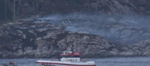 Eqipos de salvamento en el lugar del siniestro Eqipos de salvamento en el lugar del siniestro