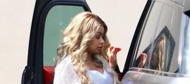 Les derniers clichés de Blac Chyna laissent devenir un petit ventre Les derniers clichés de Blac Chyna laissent devenir un petit ventre