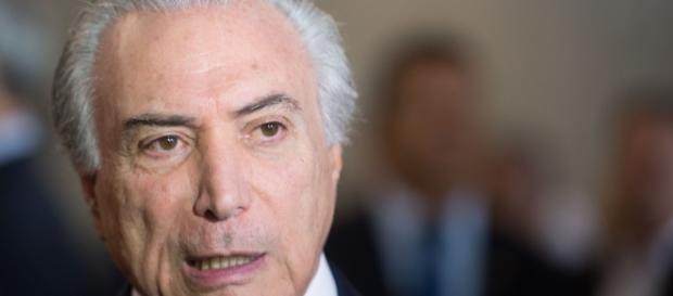 Michel Temer demonstra dar apoio à Operação Lava Jato. Michel Temer demonstra dar apoio à Operação Lava Jato.