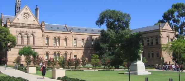 Universidade de Adelaide, na Austrália Universidade de Adelaide, na Austrália