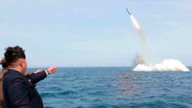 Kim Jong-un testa missili balistici intercontinentali. Immediata la reazione di Obama.