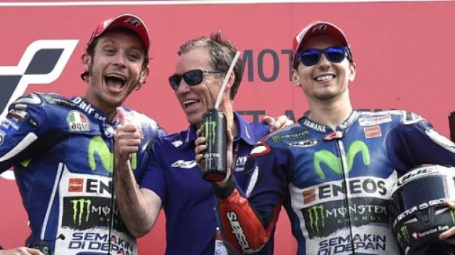 Yamaha ha dichiarato che Jorge Lorenzo ricever&agrave; lo stesso trattamento di Rossi