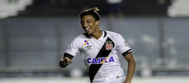 Caio Monteiro marcou seu primeiro gol como profissional. Caio Monteiro marcou seu primeiro gol como profissional.