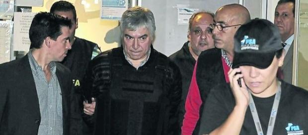 Detención de Lázaro Báez. Imagen de LaNación.com Detención de Lázaro Báez. Imagen de LaNación.com