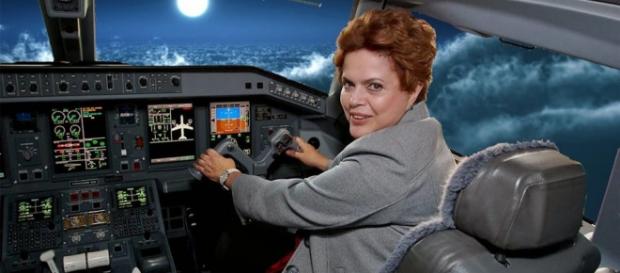 Dilma pode viajar pelo mundo fazendo sua defesa Dilma pode viajar pelo mundo fazendo sua defesa
