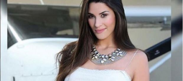 La modelo con noviazgo inesperado La modelo con noviazgo inesperado