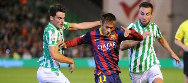 Neymar em ação frente ao Bétis Neymar em ação frente ao Bétis