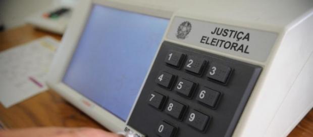 Proposta de novas eleições é apoiada por senadores (Foto: EBC) Proposta de novas eleições é apoiada por senadores (Foto: EBC)