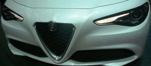 Alfa Romeo Giulia - Frontale e Scudetto