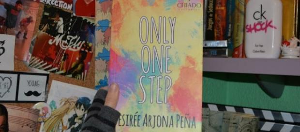 El libro Only One Step de la autora Desirée Arjona El libro Only One Step de la autora Desirée Arjona