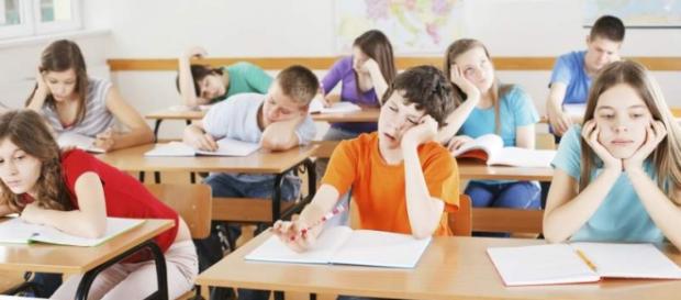 Las clases aburridas son mayoría en la escuela Las clases aburridas son mayoría en la escuela
