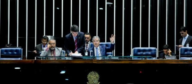 Plenário aprova Projeto de Lei sobre Esportes. Fonte: Senado Federal Plenário aprova Projeto de Lei sobre Esportes. Fonte: Senado Federal