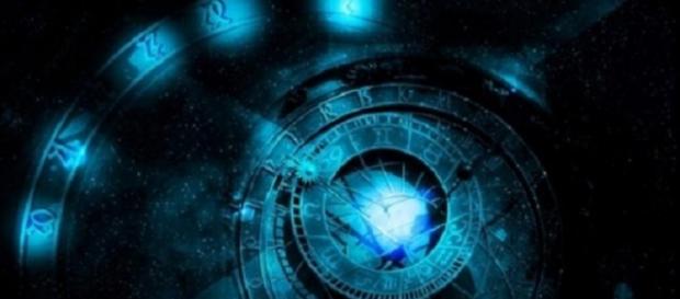 Horoscopul zilei de 4 aprilie 2016 Horoscopul zilei de 4 aprilie 2016