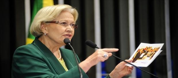Senadora Ana Amélia em sessão no Senado Federal Senadora Ana Amélia em sessão no Senado Federal