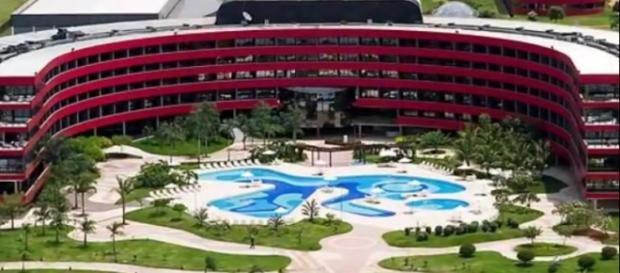 Hotel onde Lula montou seu "QG" é repleto de luxo Hotel onde Lula montou seu "QG" é repleto de luxo
