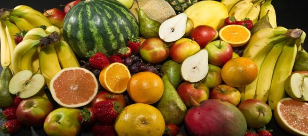 Fotografía de una gran variedad de frutas. Fotografía de una gran variedad de frutas.