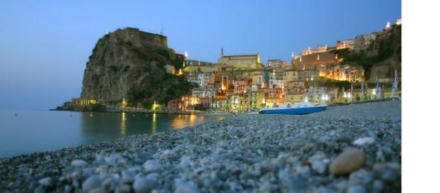 LA SPIAGGIA DI SCILLA, CALABRIA LA SPIAGGIA DI SCILLA, CALABRIA