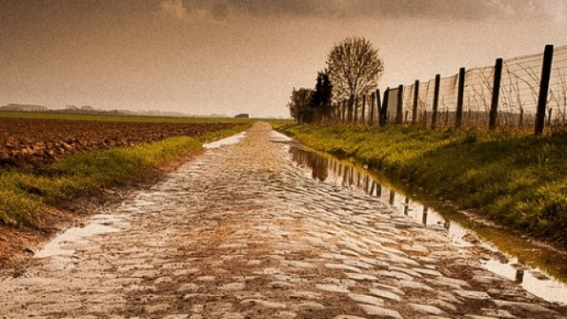 Il pav&egrave; della Parigi Roubaix integralmente in tv