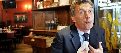 Difícil para Macri despegarse de seria denuncia de Panamá Papers