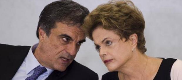 Cardozo foi o responsável por defender Dilma Cardozo foi o responsável por defender Dilma