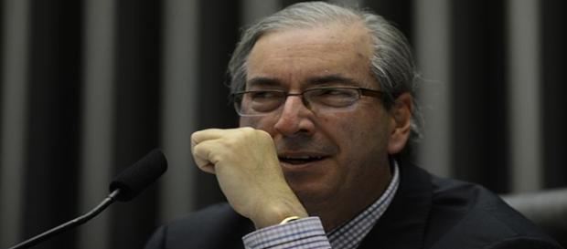 Cunha já planeja sessão de votação Cunha já planeja sessão de votação