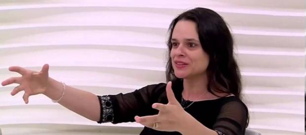 Janaína Paschoal, autora do pedido de impeachment de Dilma. Janaína Paschoal, autora do pedido de impeachment de Dilma.