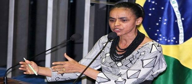 Marina Silva está à frente do ato Marina Silva está à frente do ato
