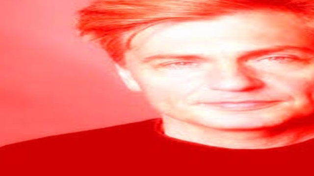 Lo scrittore italo-danese J.C. Casalini, autore di 'Otto, Luce e Ombra'.