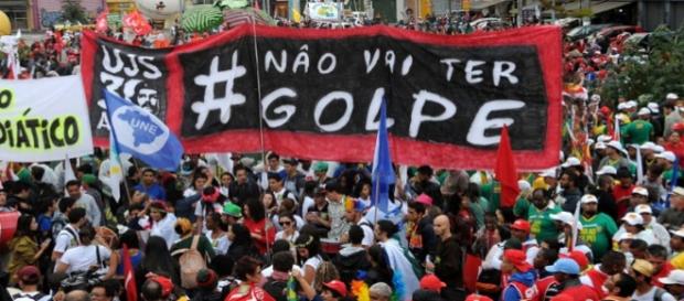 Cientistas políticas acham que movimentos podem mudar a opinião pública e dos parlamentares Cientistas políticas acham que movimentos podem mudar a opinião pública e dos parlamentares