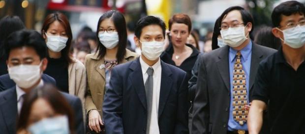 No Japão utilizar máscaras para proteção contra doenças é comum (Foto: Reprodução/CNN) No Japão utilizar máscaras para proteção contra doenças é comum (Foto: Reprodução/CNN)