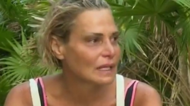 Gossip Isola dei Famosi news 2016: Simona, crisi nera