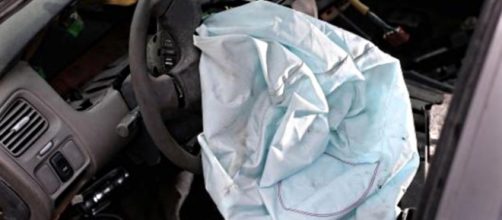 Ragazza uccisa da airbag Takata difettoso.