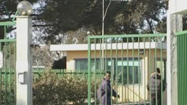 Il C.A.R.A. di Sant'Anna (Crotone).