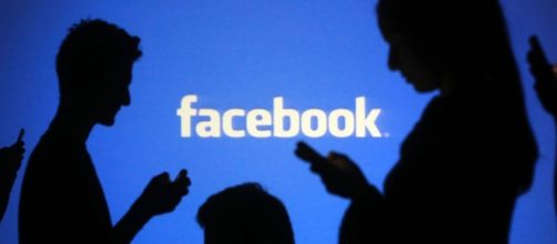 Messenger di Facebook raggiunge 900 milioni di utenti.