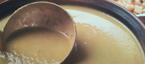 La zuppa Saint-Germain, un classico della cucina francese La zuppa Saint-Germain, un classico della cucina francese