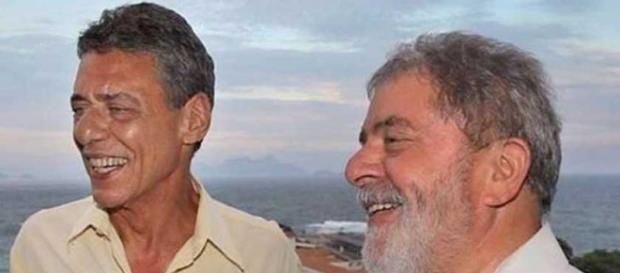Lula e Chico Buarque, amigos e aliados políticos Lula e Chico Buarque, amigos e aliados políticos