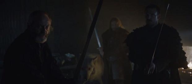 Una imagen de la escena con Davos y Fantasma Una imagen de la escena con Davos y Fantasma