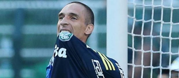 Fernando Prass tem sido fundamental nos últimos jogos Fernando Prass tem sido fundamental nos últimos jogos