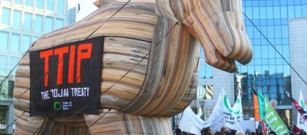 TTIP koniem trojańskim w Europie? TTIP koniem trojańskim w Europie?