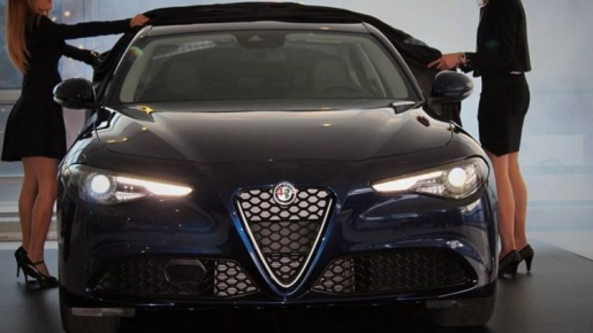 Alfa Romeo Giulia: quando arriva il configuratore online?